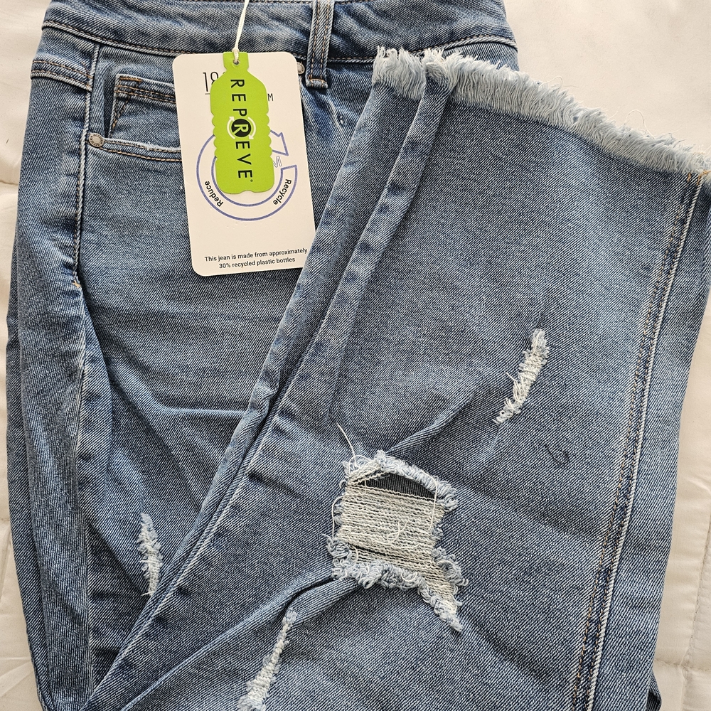 1822 Denim Women's Light Blue Straight Leg Jeans